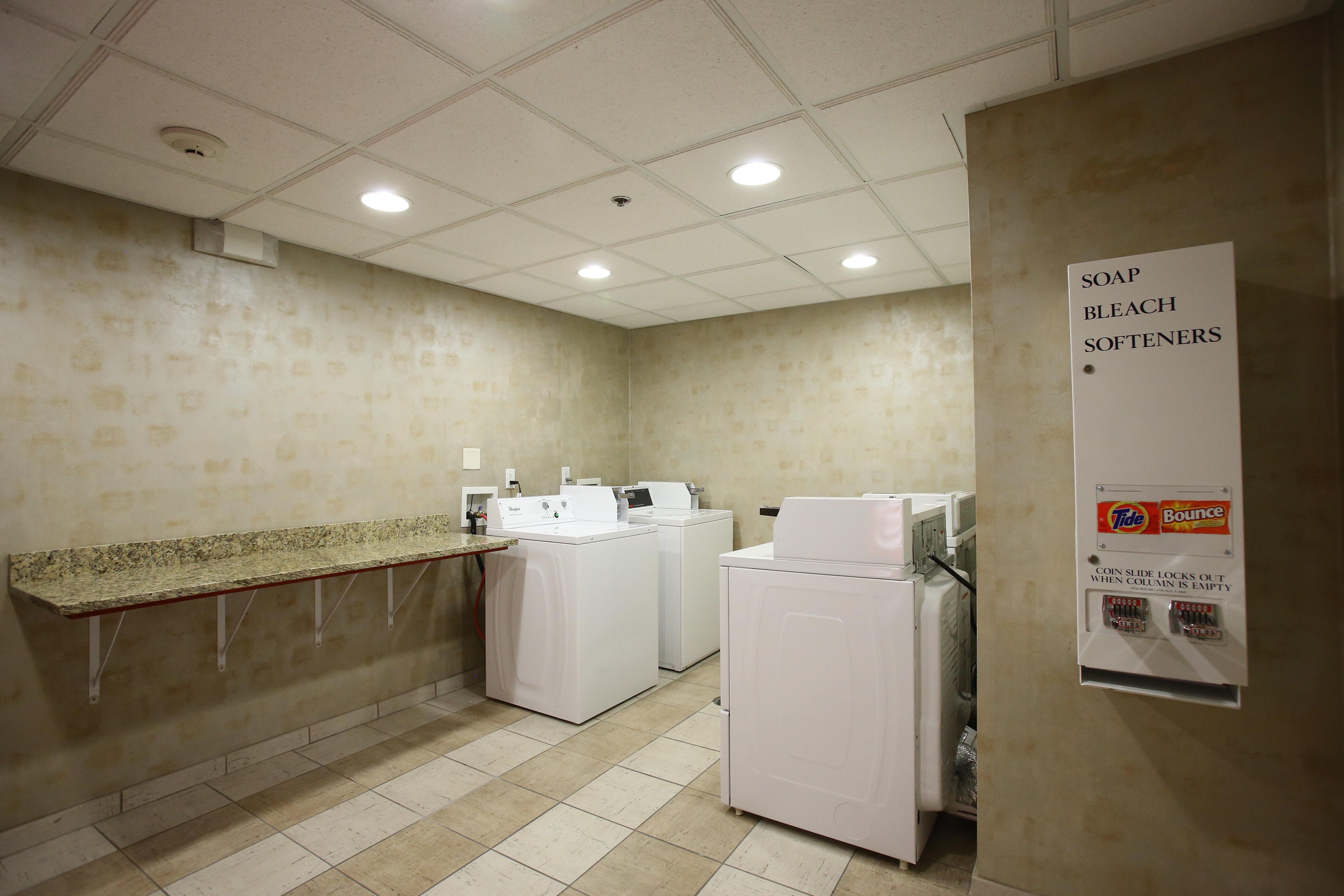 & Salt - Airport West By Ihg Salt Lake City
